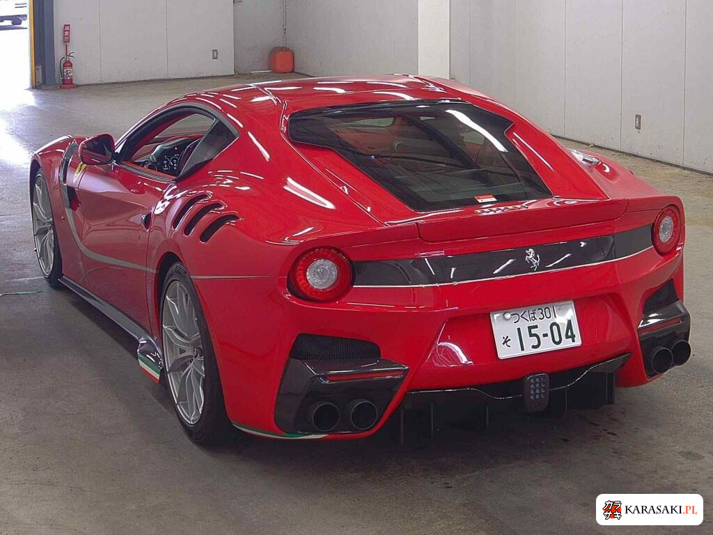 Ferrari F12TDF 2017 z aukcji japońskiej