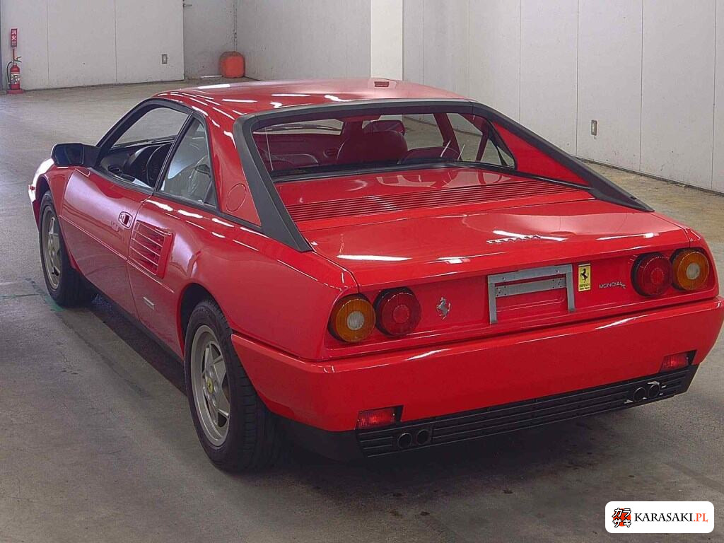 Ferrari Mondial T 1989 z aukcji japońskiej