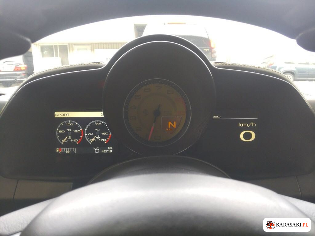 Ferrari 458 Italia 2017 z aukcji japońskiej