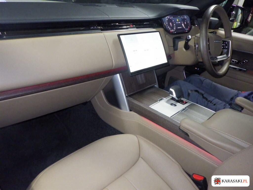 Land Rover Range Rover 2025 z aukcji japońskiej