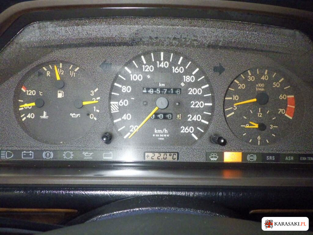 Mercedes-Benz Medium Class 1992 z aukcji japońskiej