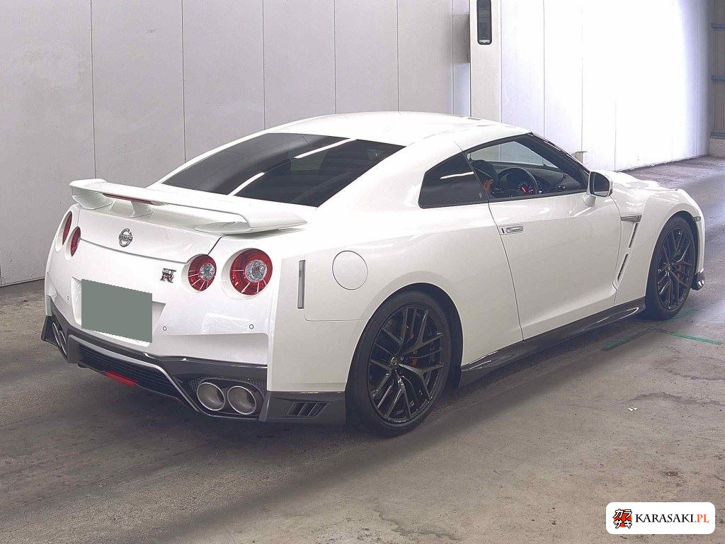 Nissan GT-R 2018 z aukcji japońskiej