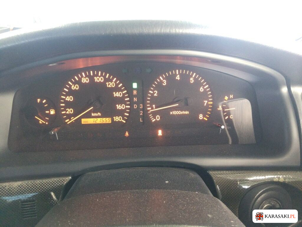 Toyota Chaser 1998 z aukcji japońskiej