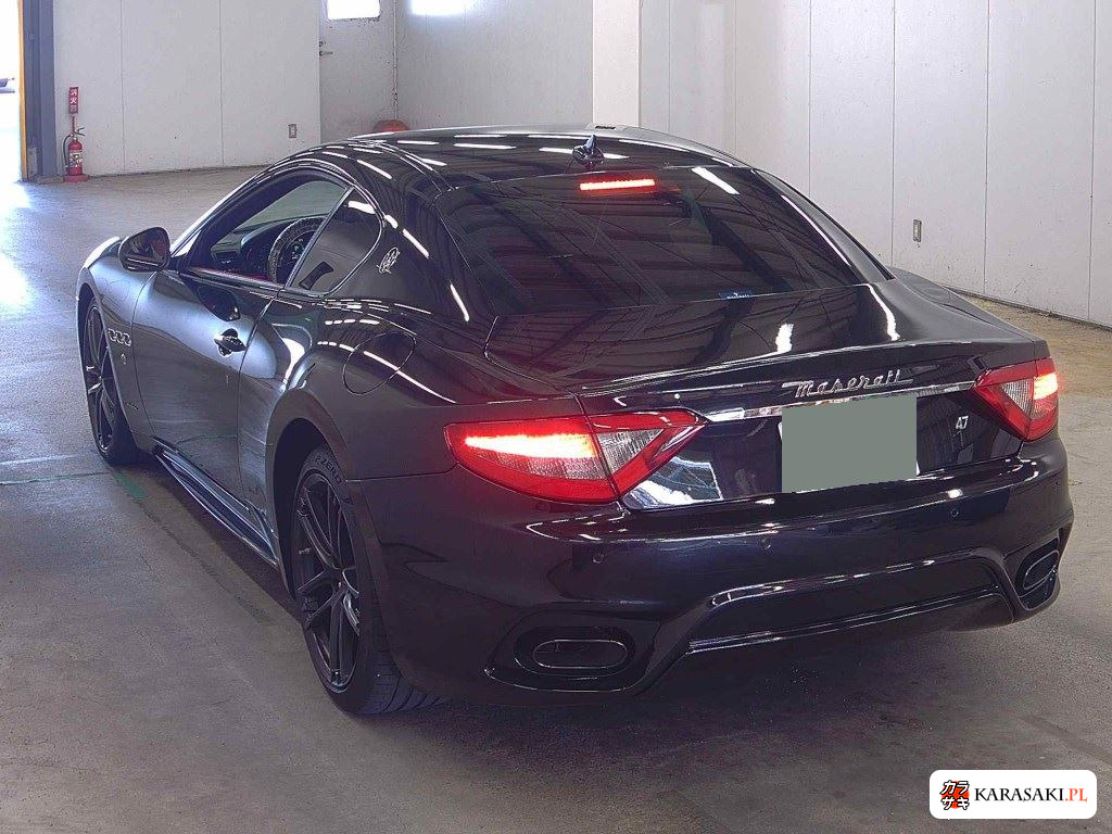 Maserati Granturismo 2018 z aukcji japońskiej