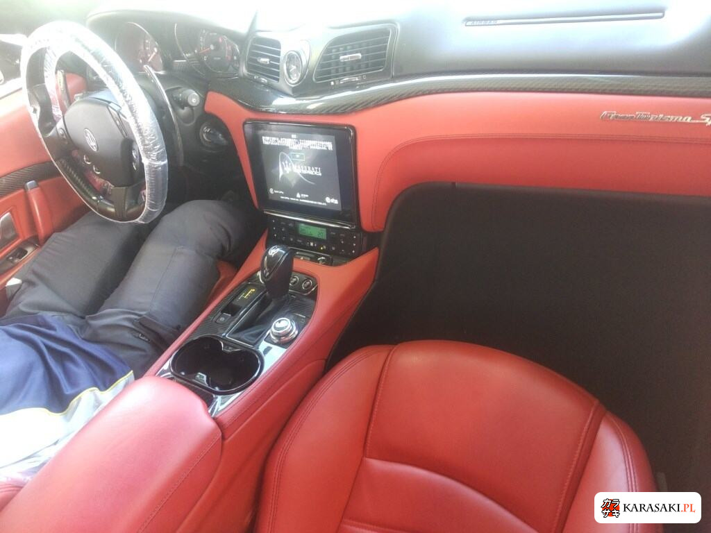 Maserati Granturismo 2018 z aukcji japońskiej