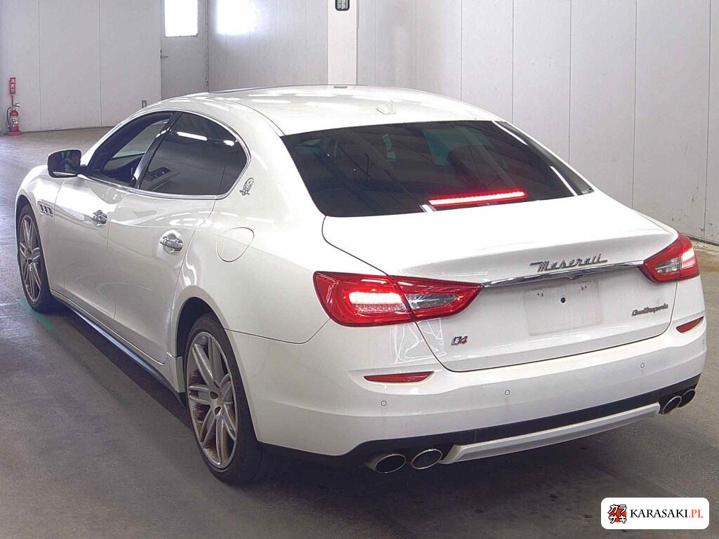 Maserati Quattroporte 2015 z aukcji japońskiej