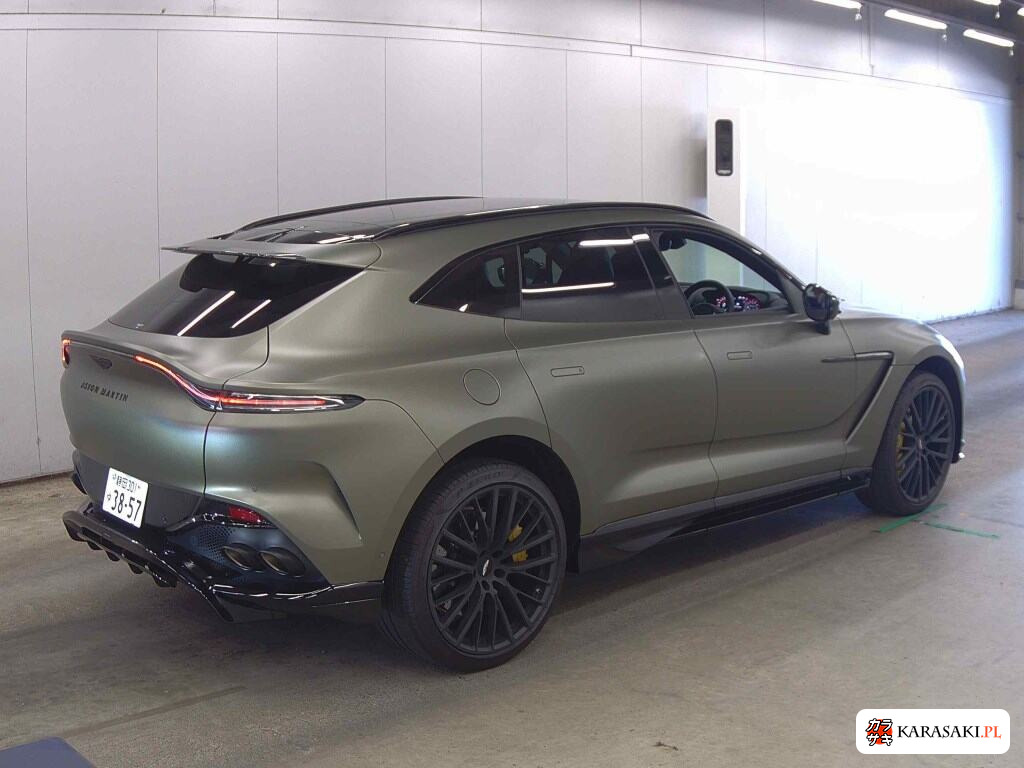 Aston Martin DBX 2024 z aukcji japońskiej