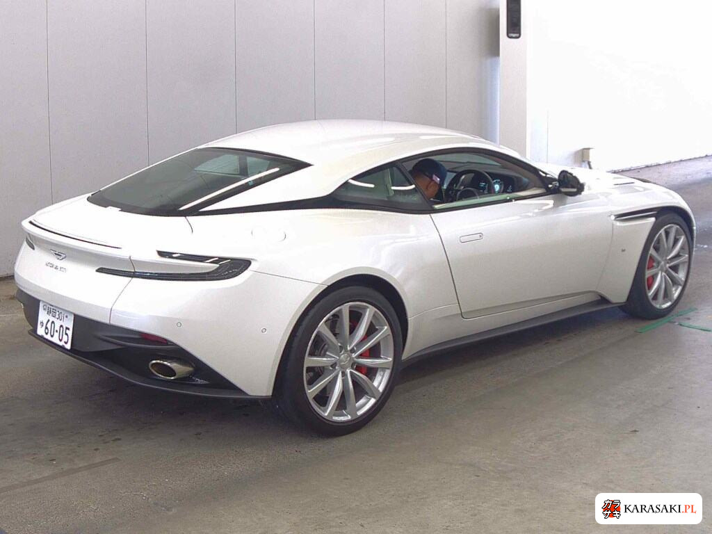 Aston Martin DB11 2018 z aukcji japońskiej