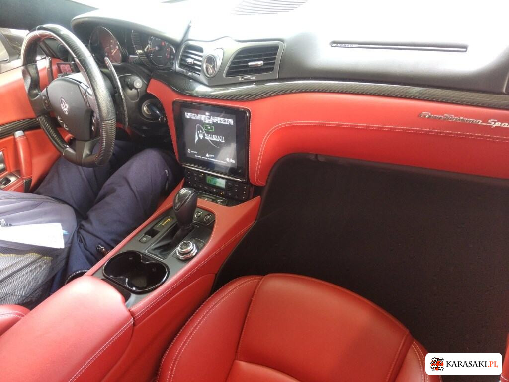Maserati Granturismo 2018 z aukcji japońskiej