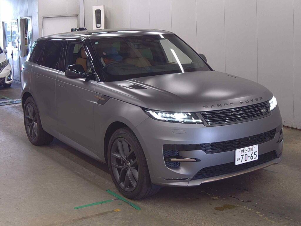 Land Rover Range Rover Sport 2024 z aukcji japońskiej