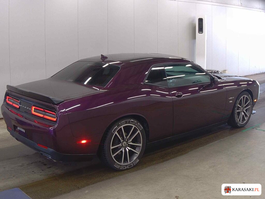 Dodge Challenger 2021 z aukcji japońskiej