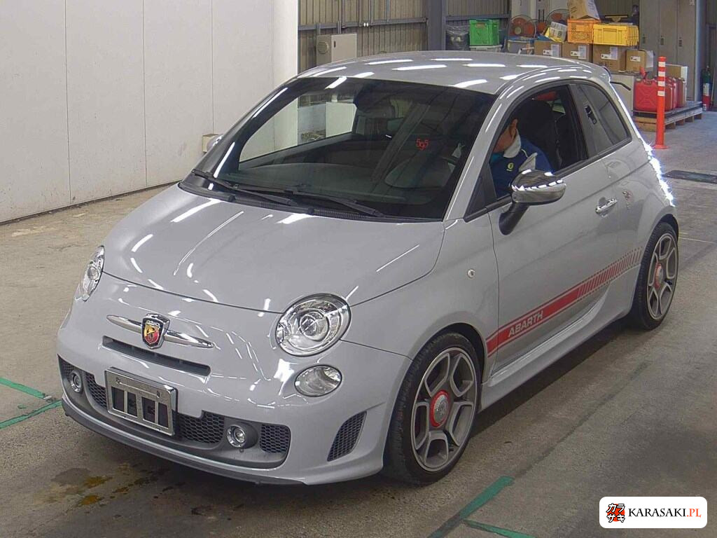 Abarth 595 2015 z aukcji japońskiej