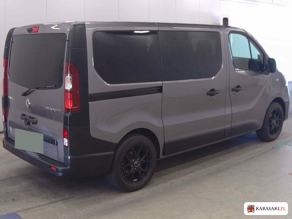 Renault Trafic 2022 z aukcji japońskiej
