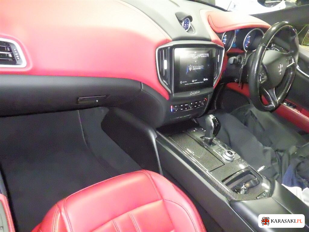 Maserati Ghibli 2018 z aukcji japońskiej