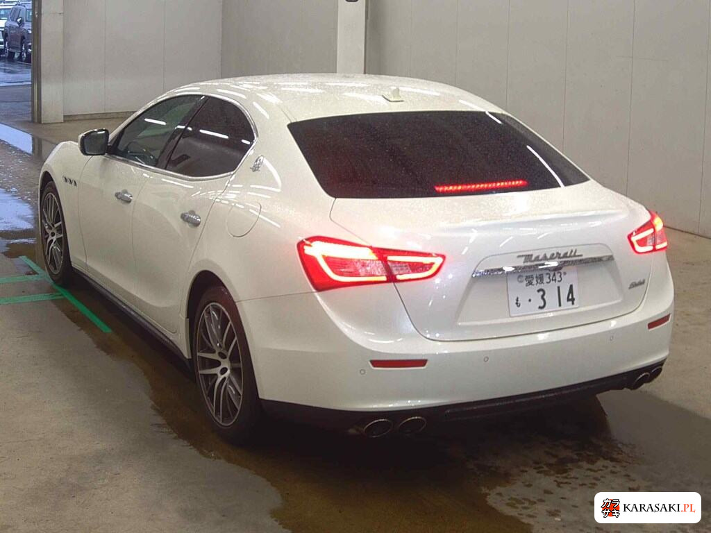 Maserati Ghibli 2017 z aukcji japońskiej
