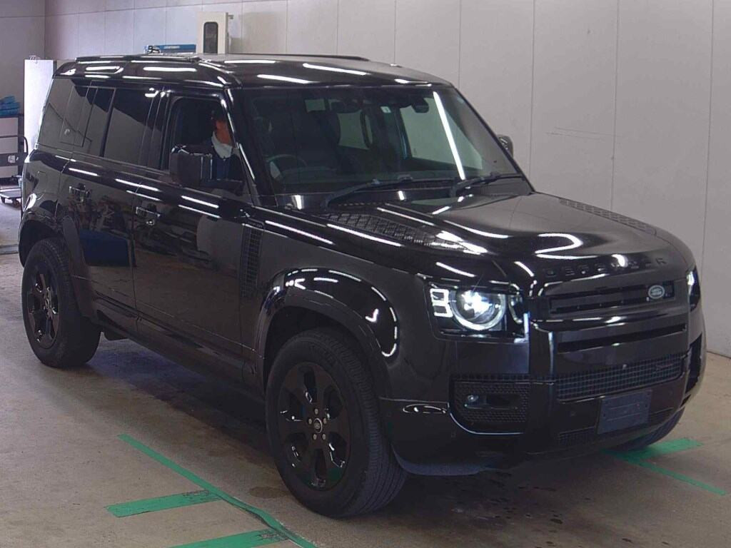 Land Rover Defender 2022 z aukcji japońskiej