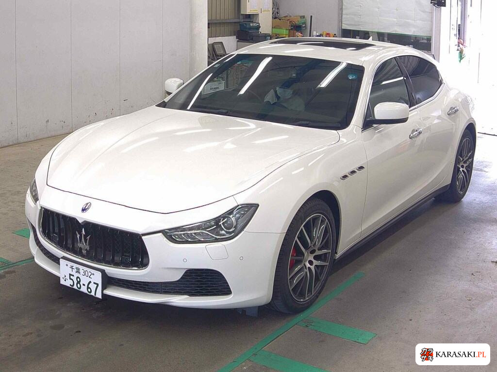 Maserati Ghibli 2017 z aukcji japońskiej