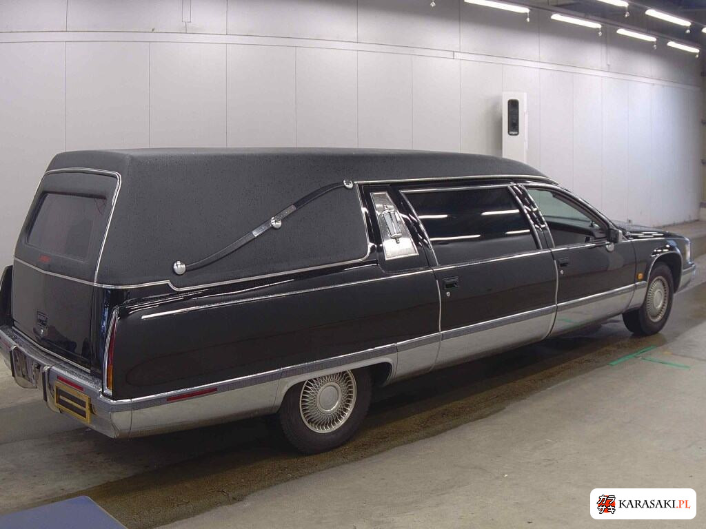 Cadillac Fleetwood 1993 z aukcji japońskiej
