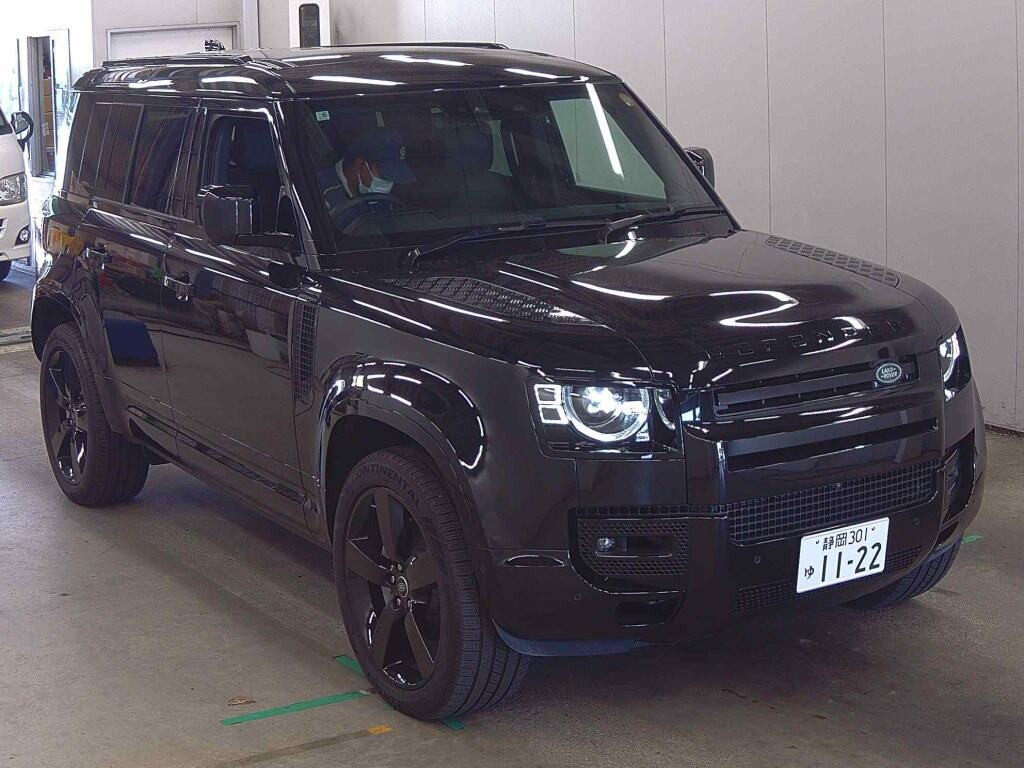 Land Rover Defender 2025 z aukcji japońskiej
