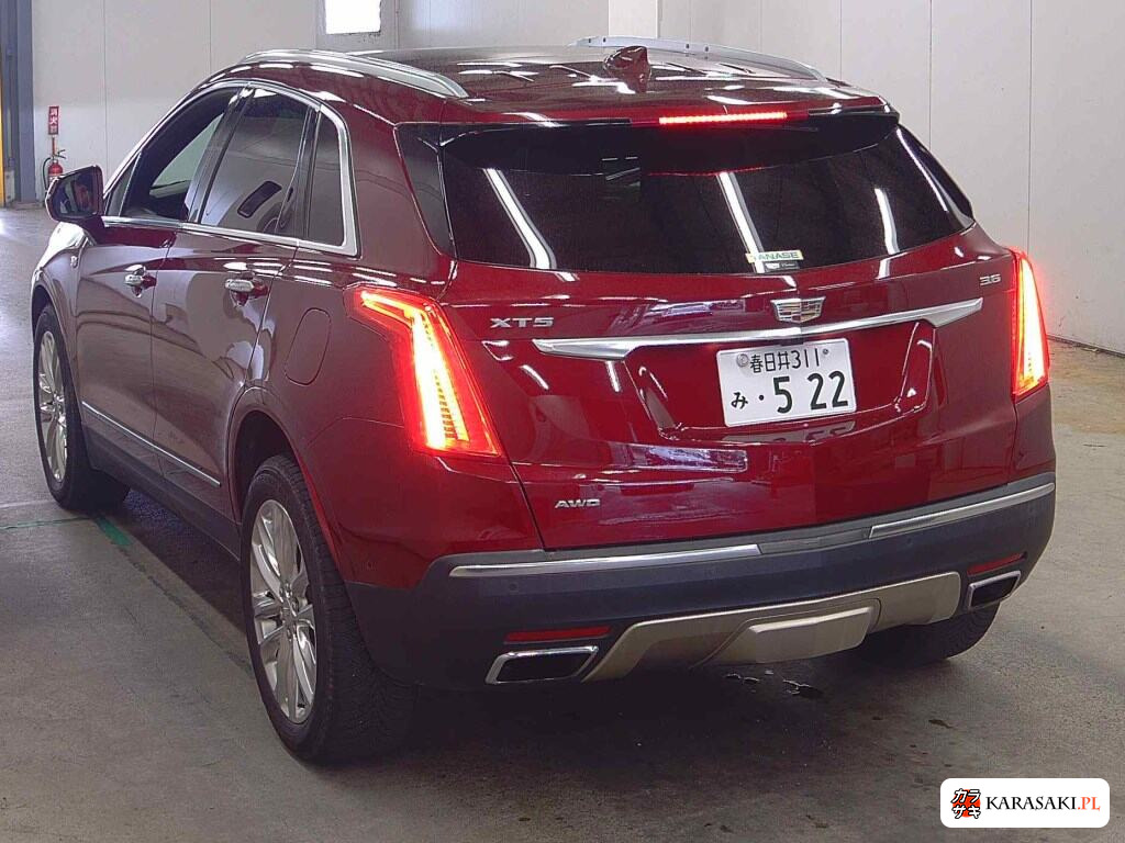 Cadillac XT5 Crossover 2018 z aukcji japońskiej