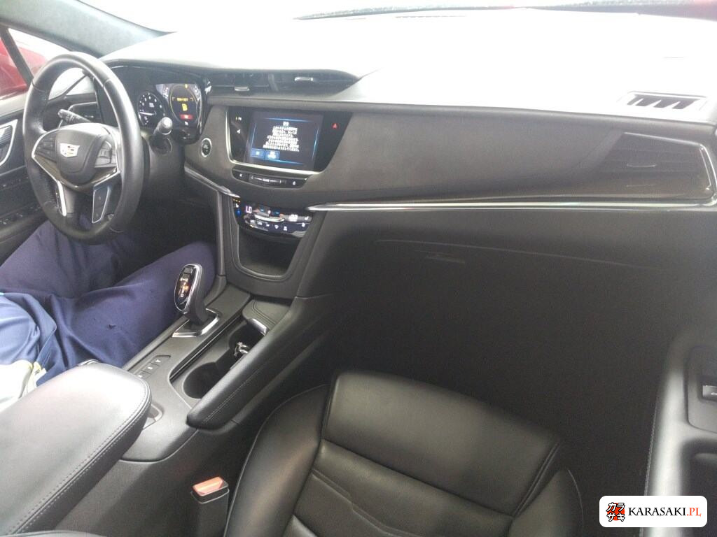 Cadillac XT5 Crossover 2018 z aukcji japońskiej
