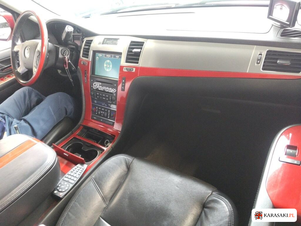 Cadillac Escalade 2018 z aukcji japońskiej