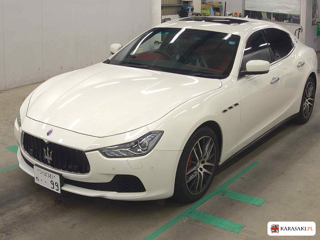 Maserati Ghibli 2017 z aukcji japońskiej