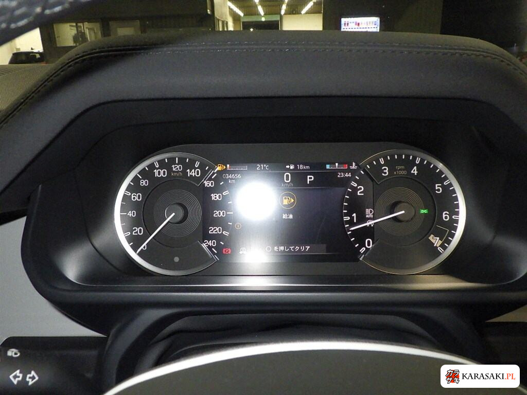 2021 Land Rover Defender 5D 4WD 110 S P300 6