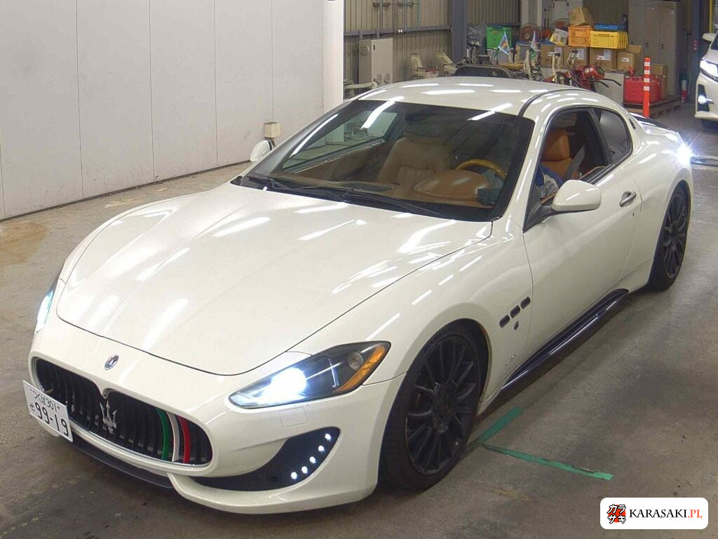 Maserati Granturismo 2008 z aukcji japońskiej