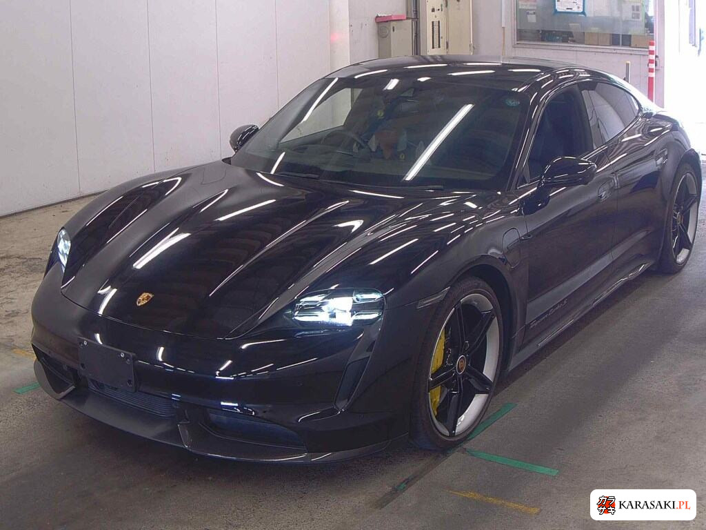 Porsche Taycan 2021 z aukcji japońskiej