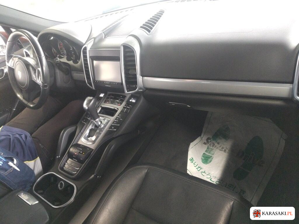 Porsche Cayenne 2011 z aukcji japońskiej
