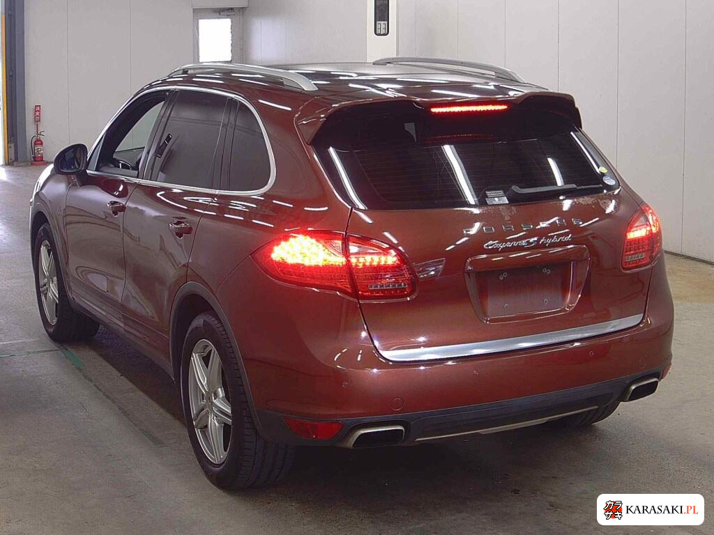 Porsche Cayenne 2011 z aukcji japońskiej