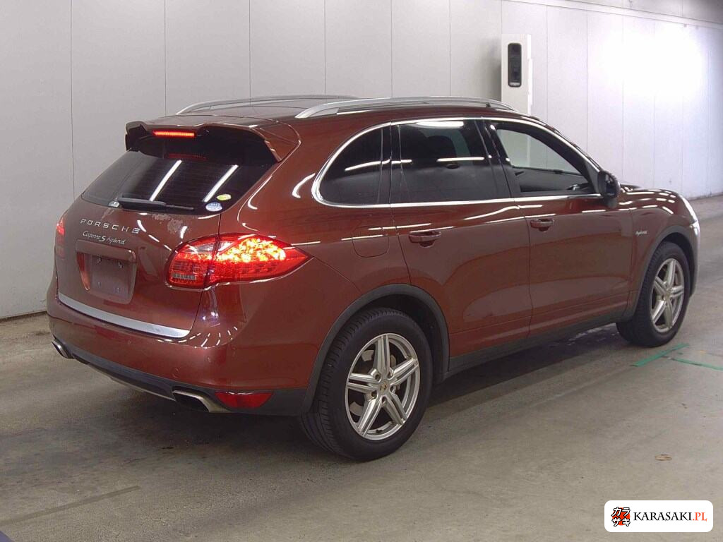 Porsche Cayenne 2011 z aukcji japońskiej