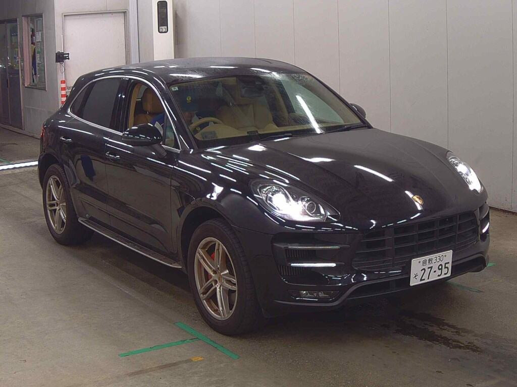 Porsche Macan 2016 z aukcji japońskiej
