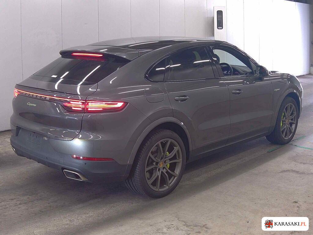 Porsche Cayenne Coupe 2020 z aukcji japońskiej