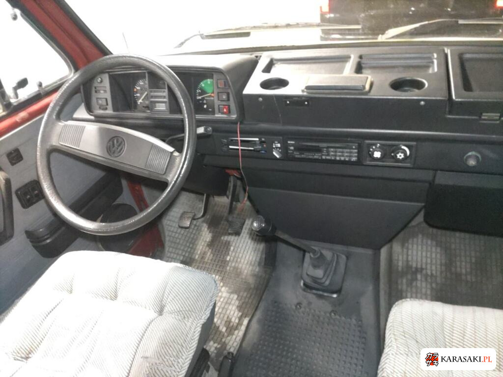 Volkswagen Vanagon 1990 z aukcji japońskiej