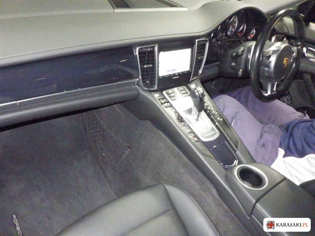 Porsche Panamera 2016 z aukcji japońskiej