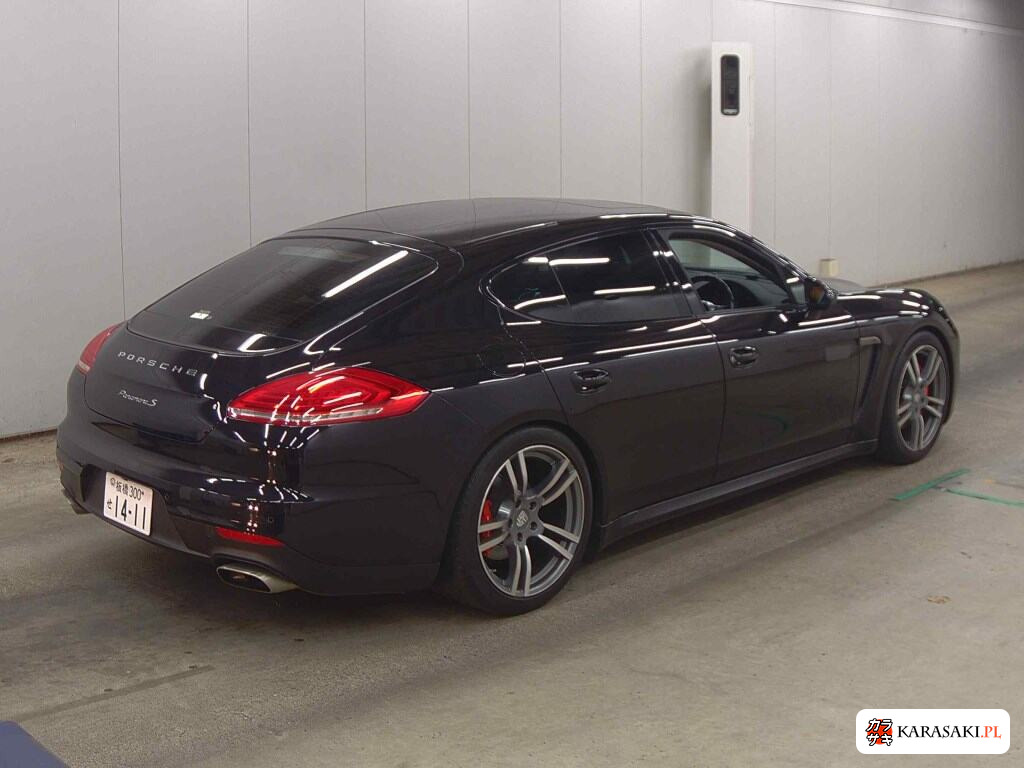 Porsche Panamera 2016 z aukcji japońskiej