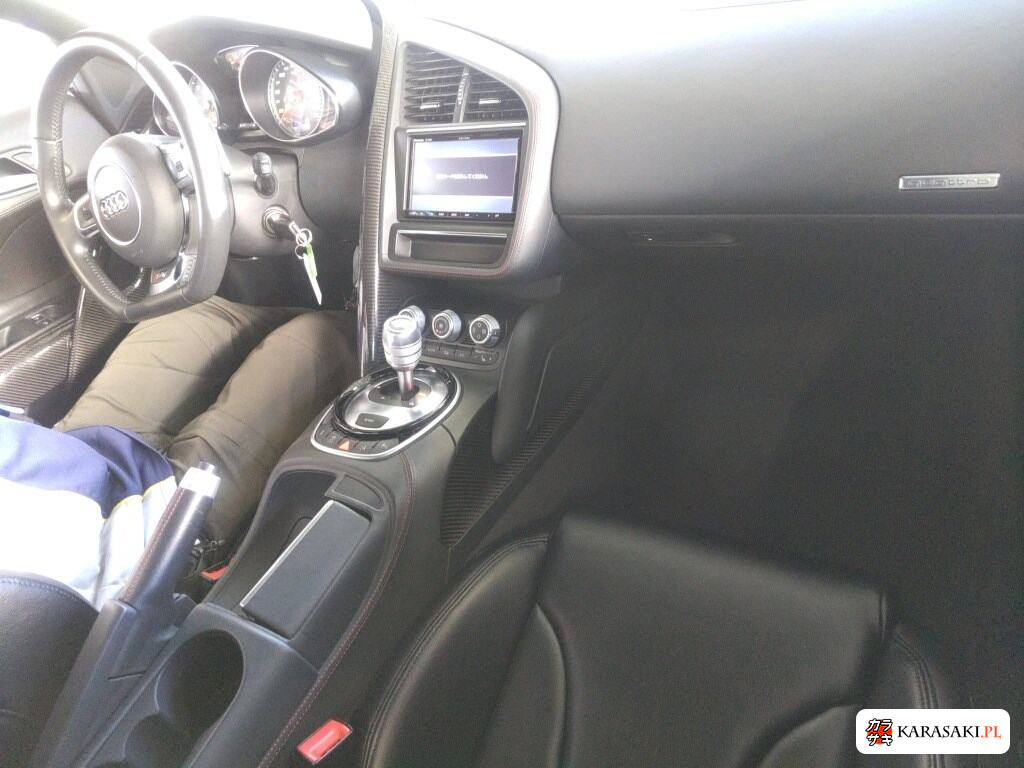 Audi R8 2015 z aukcji japońskiej