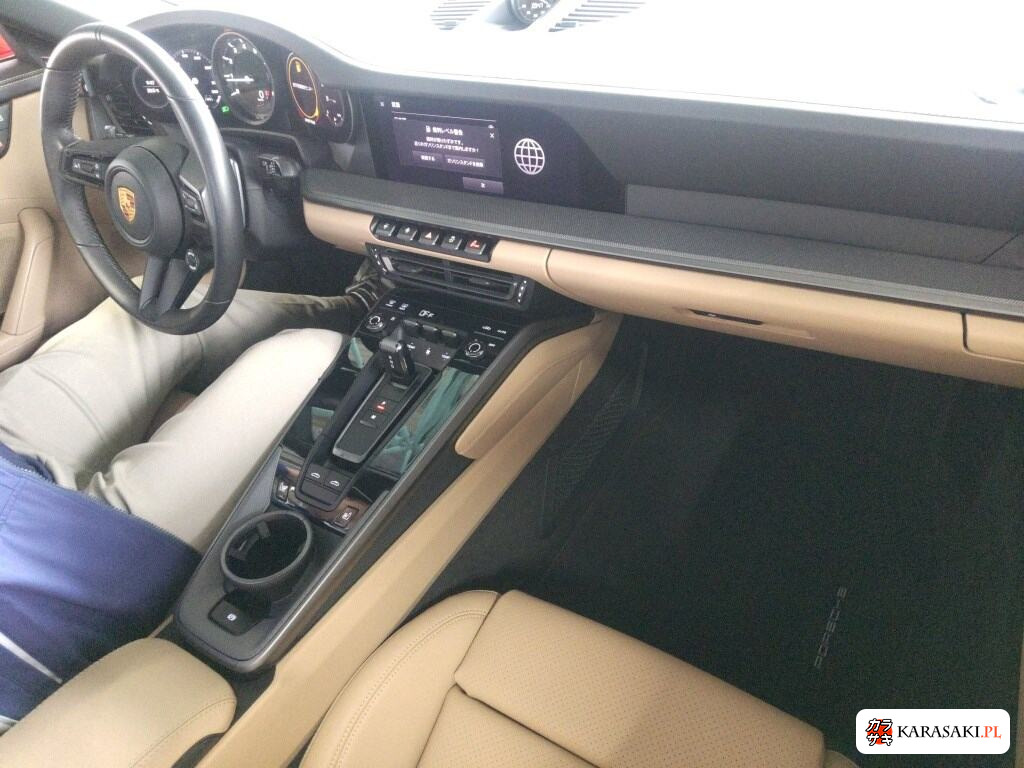 Porsche 911 2021 z aukcji japońskiej