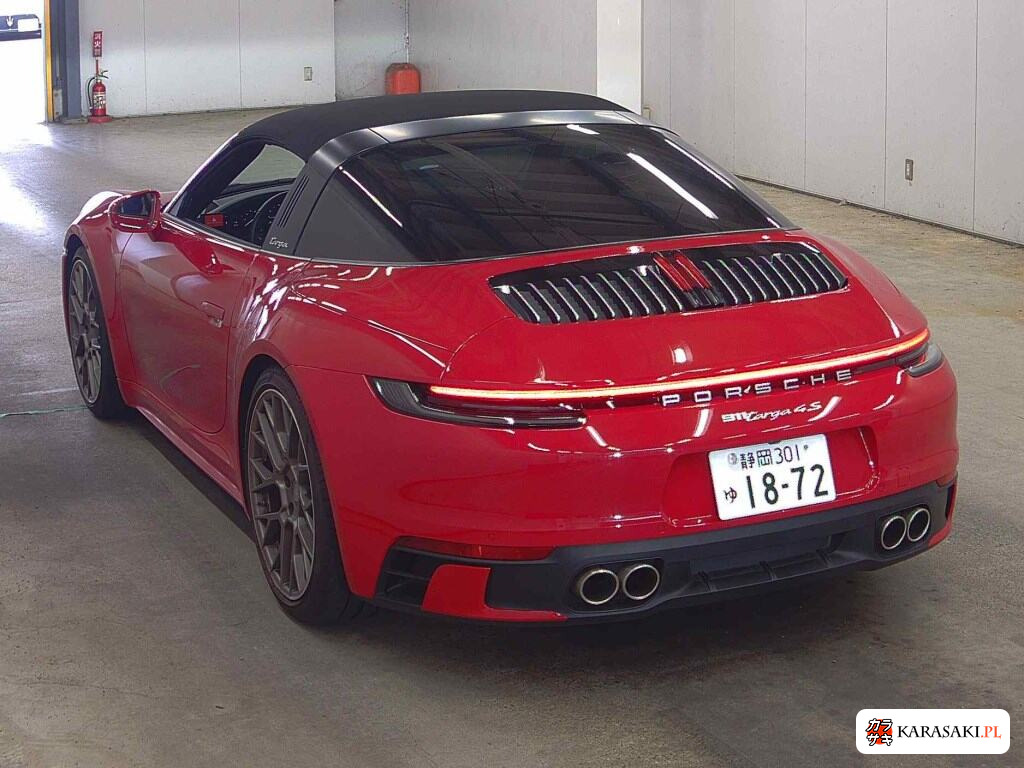 Porsche 911 2021 z aukcji japońskiej