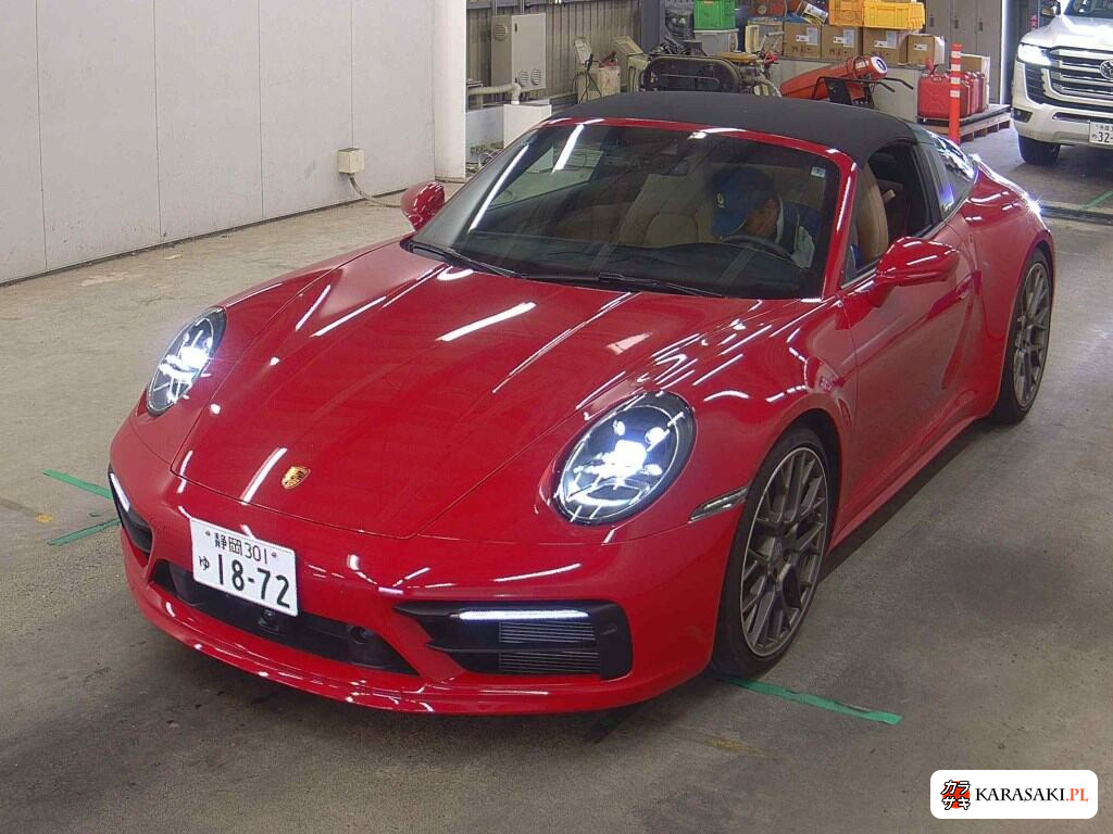 Porsche 911 2021 z aukcji japońskiej