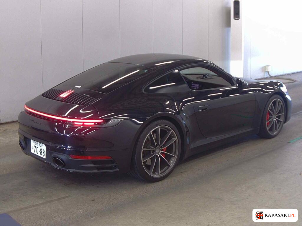 Porsche 911 2024 z aukcji japońskiej