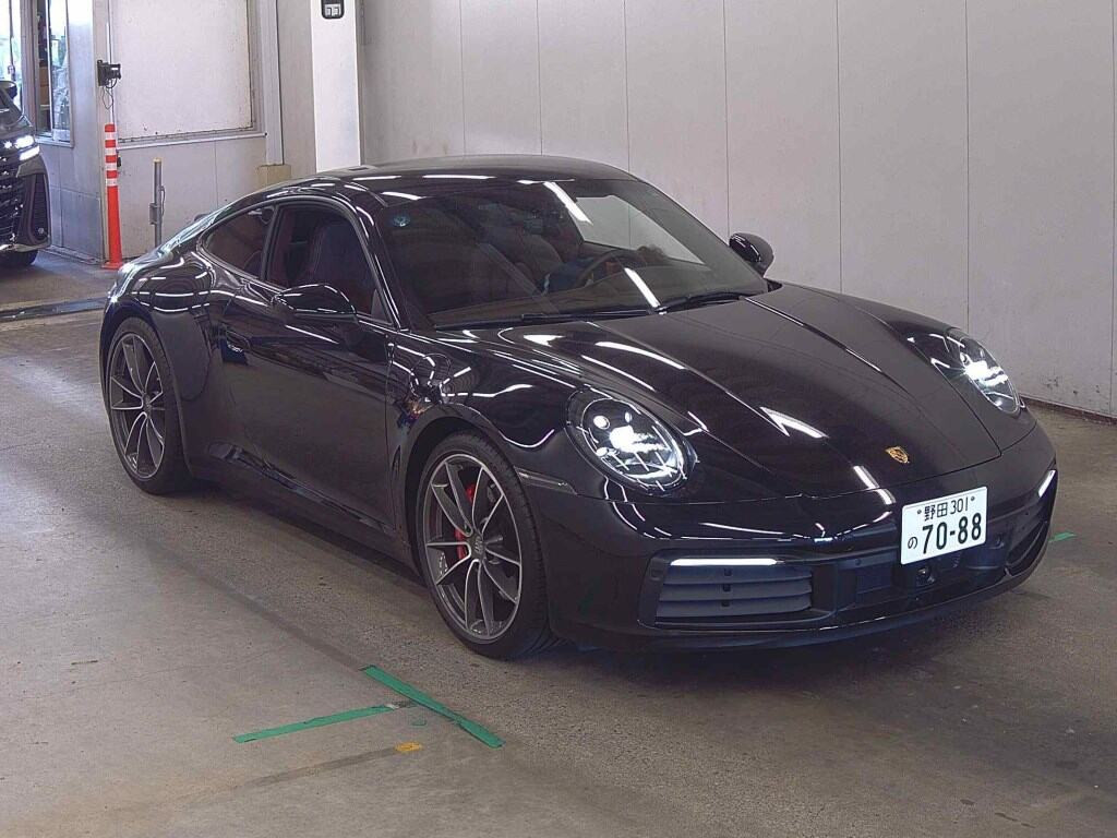 Porsche 911 2024 z aukcji japońskiej