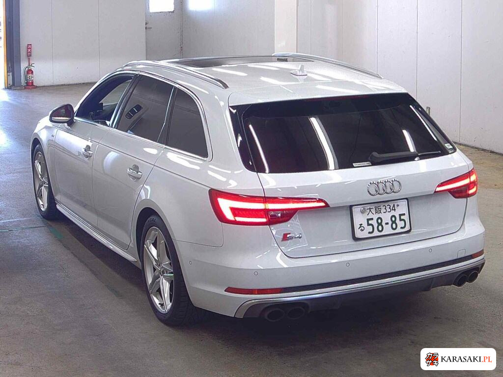 Audi S4 Avant 2017 z aukcji japońskiej