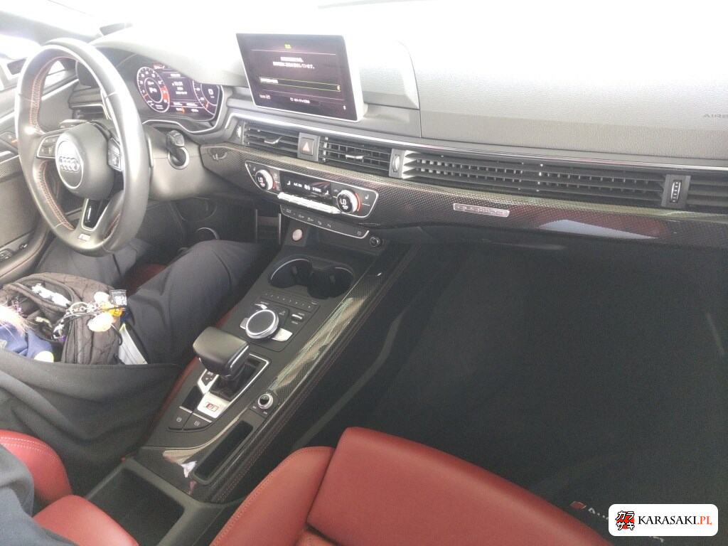 Audi S4 Avant 2017 z aukcji japońskiej