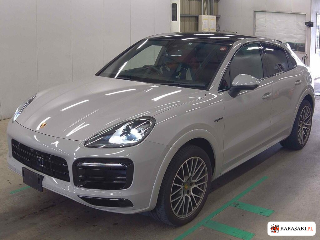 Porsche Cayenne Coupe 2023 z aukcji japońskiej