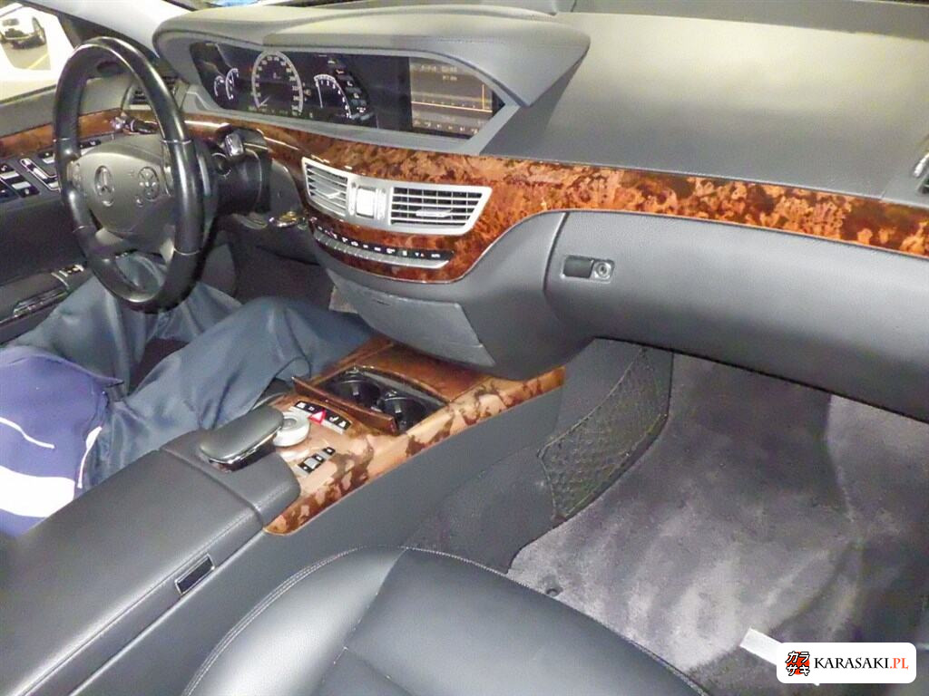 2009 Mercedes-Benz S-Class 4D S550 5