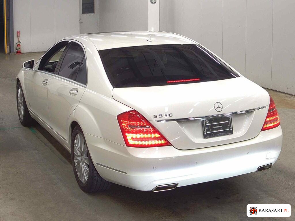 2009 Mercedes-Benz S-Class 4D S550 2