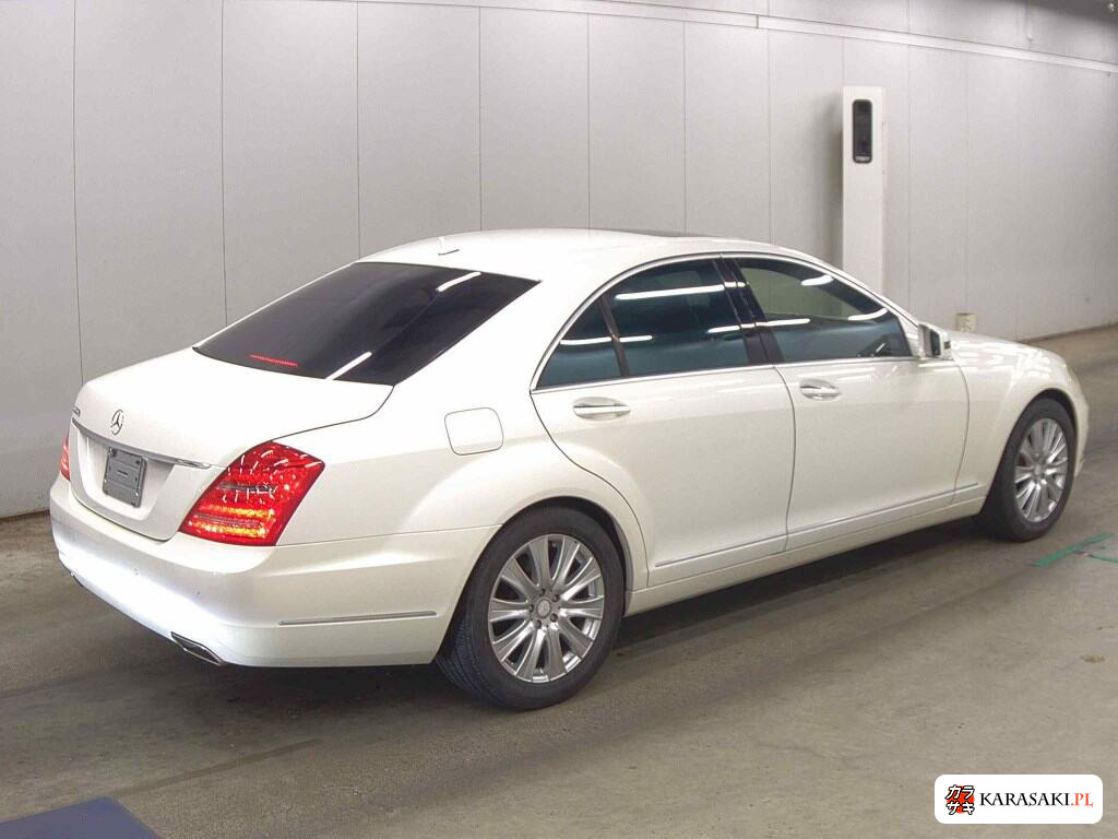2009 Mercedes-Benz S-Class 4D S550 4